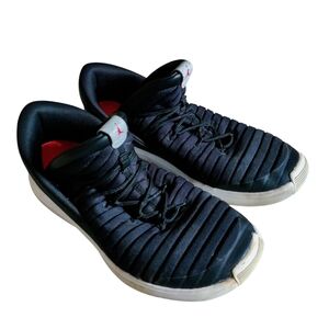 Nike Jordan Flight Luxe Low Top Sneakers